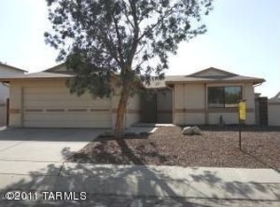 5791 N Moonbrook Rd, Tucson, AZ 85741