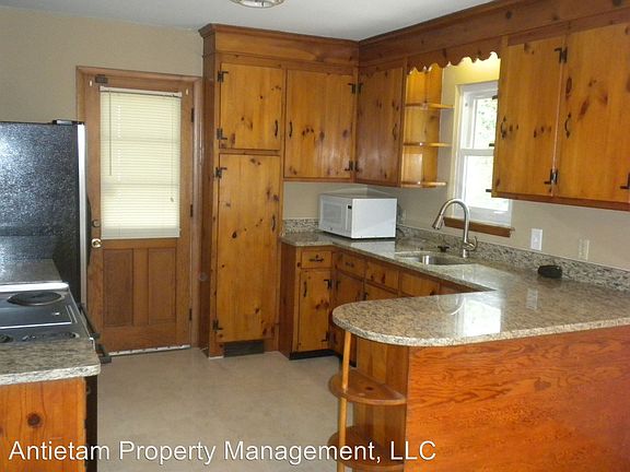 2nd image of 11612 Robinwood Dr