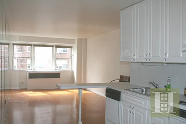 Rented by Halstead Real Estate | media 3