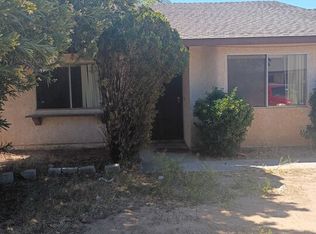 12525 Kiowa Rd APT 3, Apple Valley, CA 92308