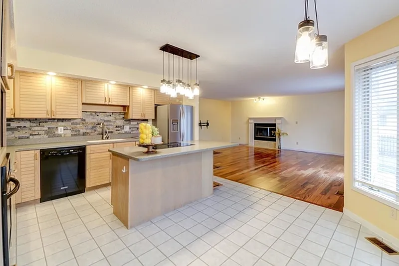 Thumbnail 15