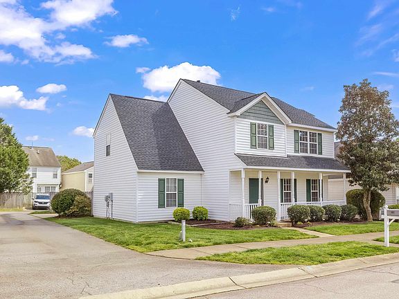 3rd image of 128 Danesway Dr