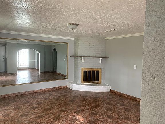 5th image of 15406 Chipman Ln