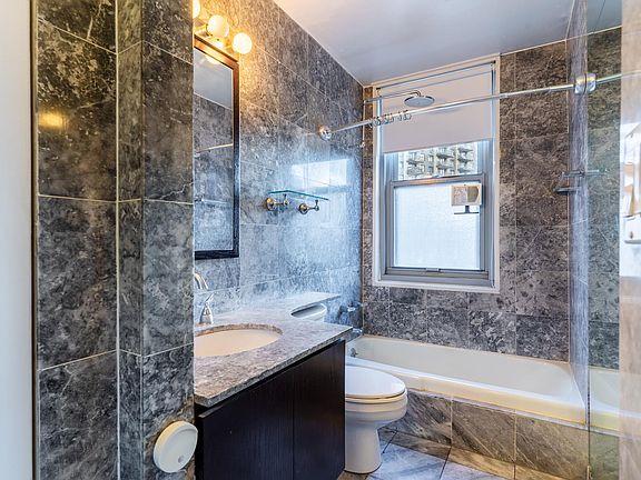 5th image of 2025 Broadway APT 10E