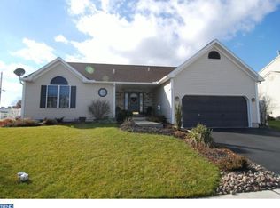 102 N Sandy Ln, Sinking Spring, PA 19608