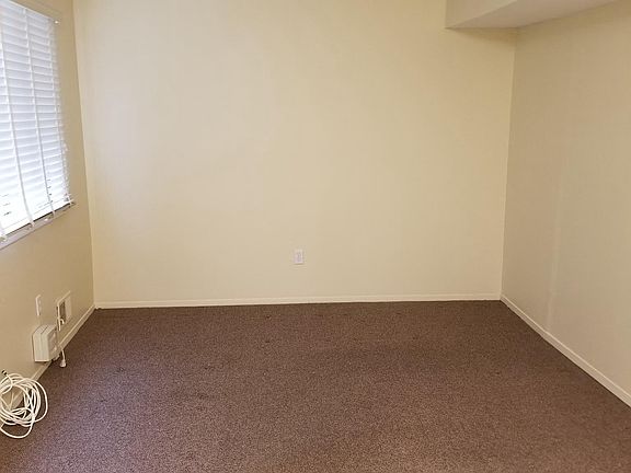 5th image of 163 Steinway Ave