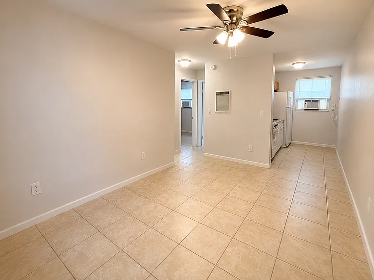 14100 NW 24th Ct — Photo 8