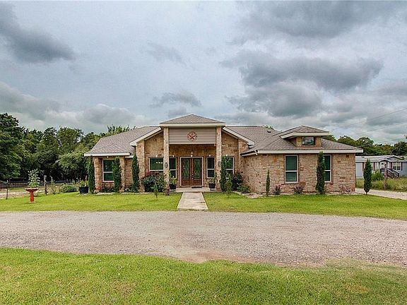 2nd image of 24405 Fawn Dr