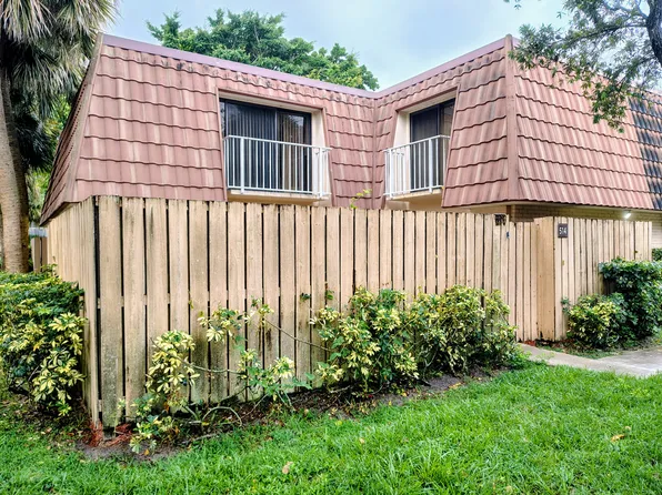 514 Green Springs Pl, West Palm Beach, FL 33409