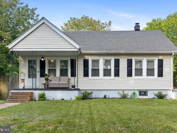 30 Robert Rd, New Castle, DE 19720