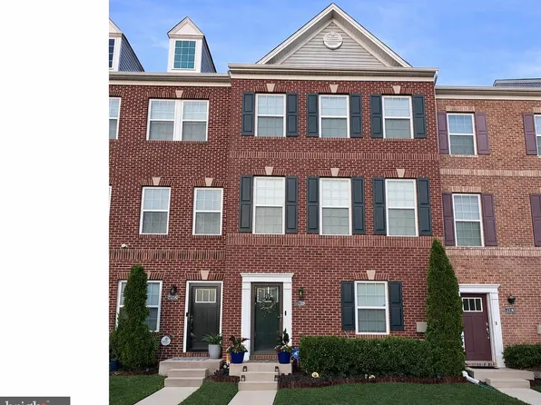 11228 Saint Luke Dr, White Plains, MD 20695