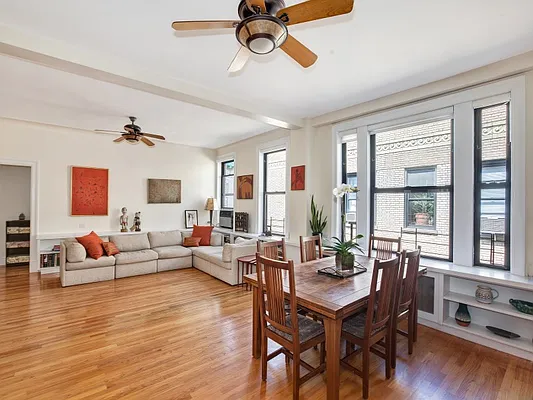 Sold by Sotheby's International Realty | media 19