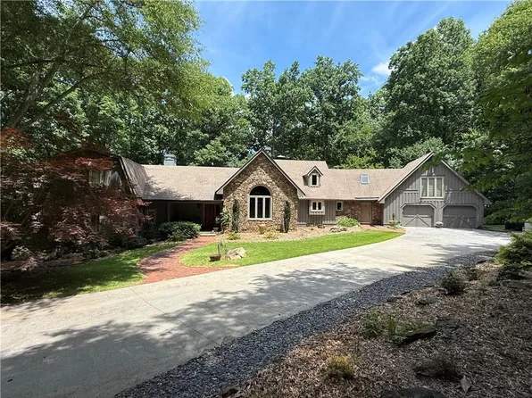 336 Tanglewood Dr, Canton, GA 30115