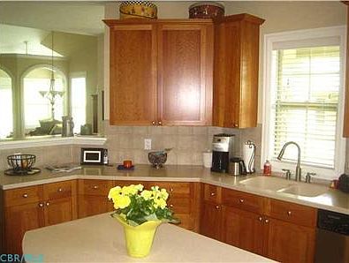 3rd image of 1036 Arcadia Blvd