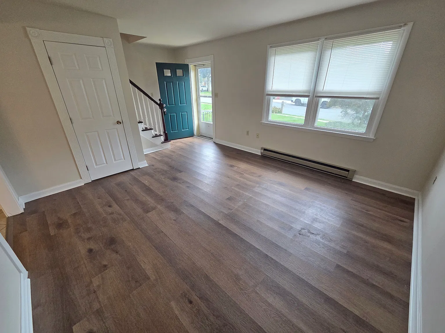 3 bed, 1080 sqft, $1,500 — Photo 3
