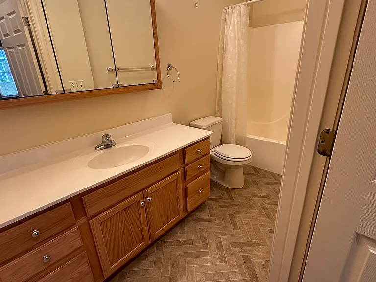 515 Main St #C — Photo 7