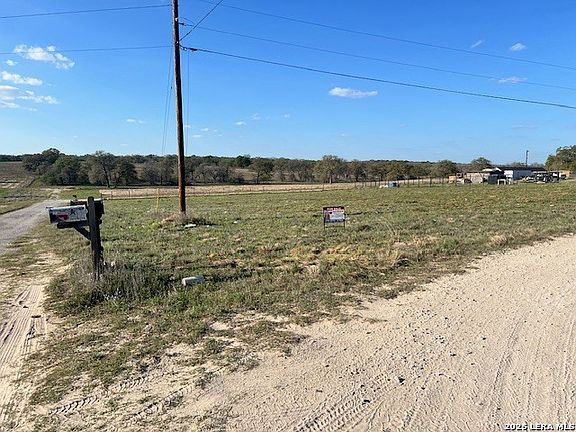 2nd image of 701 Sunrise Ln LOT 1
