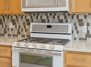 402 N 7th St, Grover Beach, CA 93433