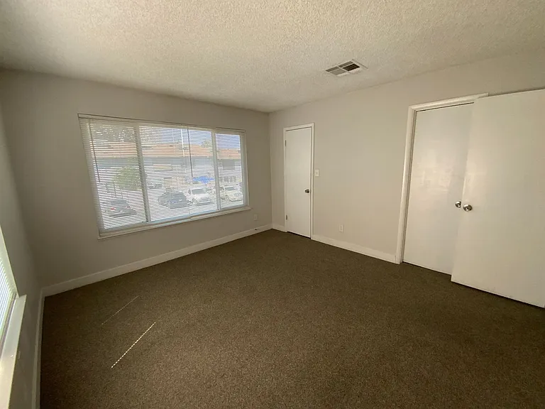 3361 Civic Center Dr #H — Photo 18