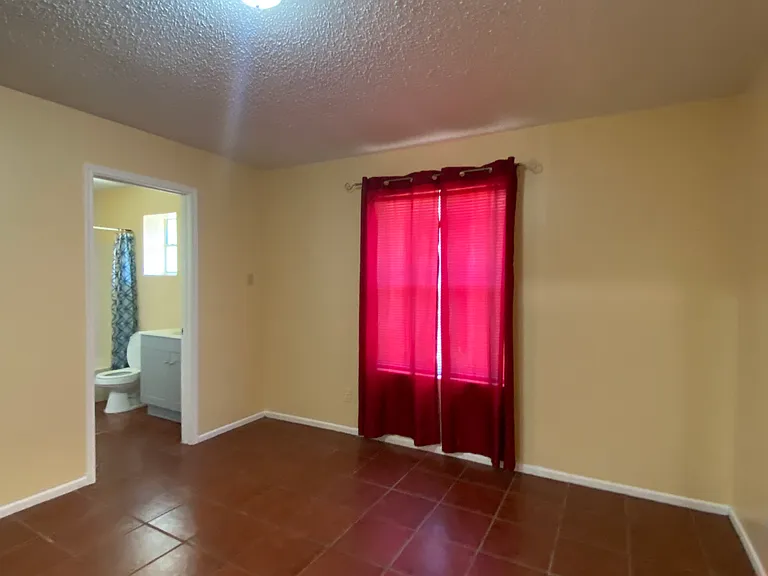 1801 Denmark Ln — Photo 12