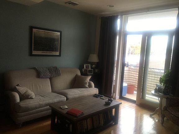 3rd image of 3171 38th St APT 3B
