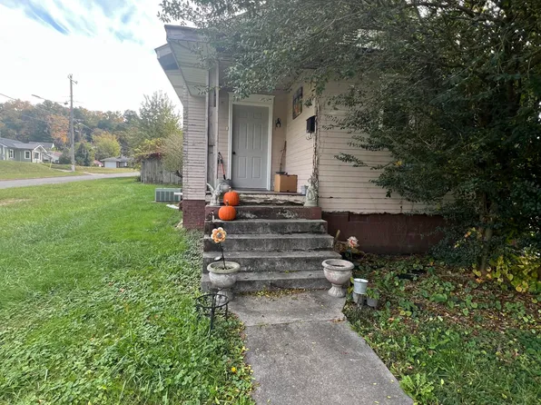 656 N Main Ave, Erwin, TN 37650