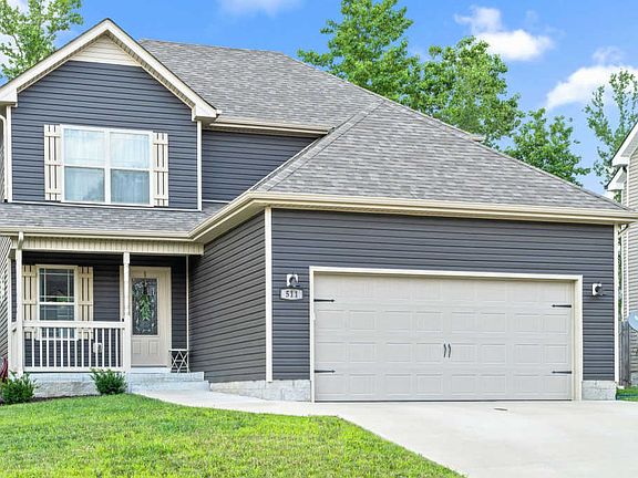 3rd image of 511 Sourwood Dr
