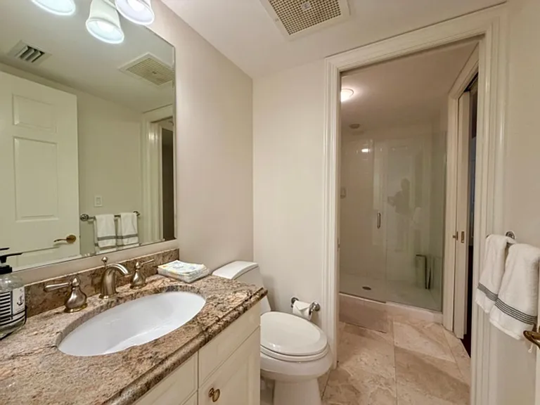 4021 Gulf Shore Blvd N #202 — Photo 19