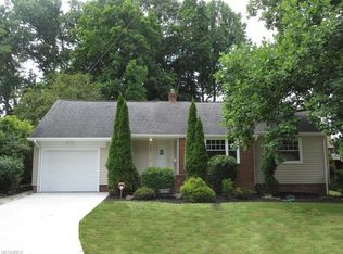 9301 Oakdale Rd, Parma, OH 44129