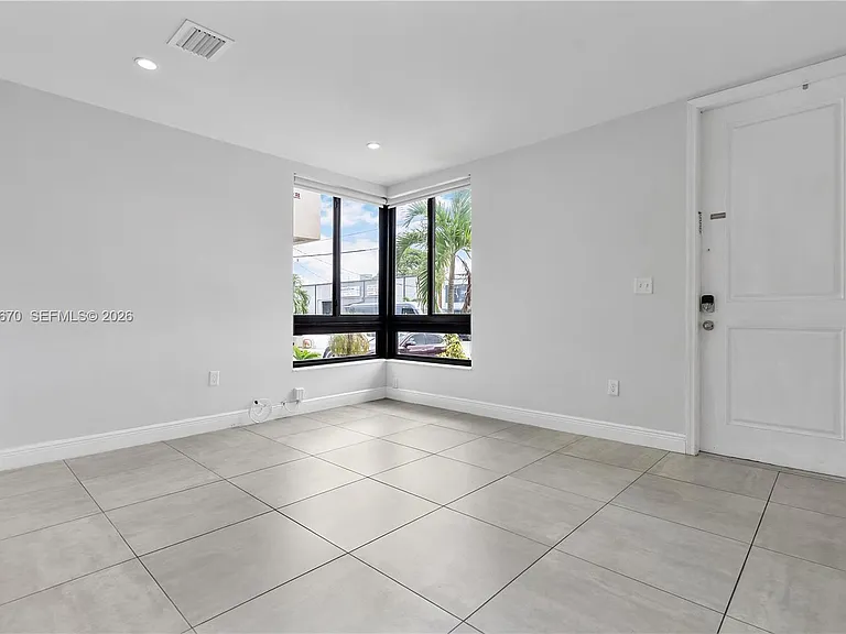 4390 E 10th Ave #4390 — Photo 9