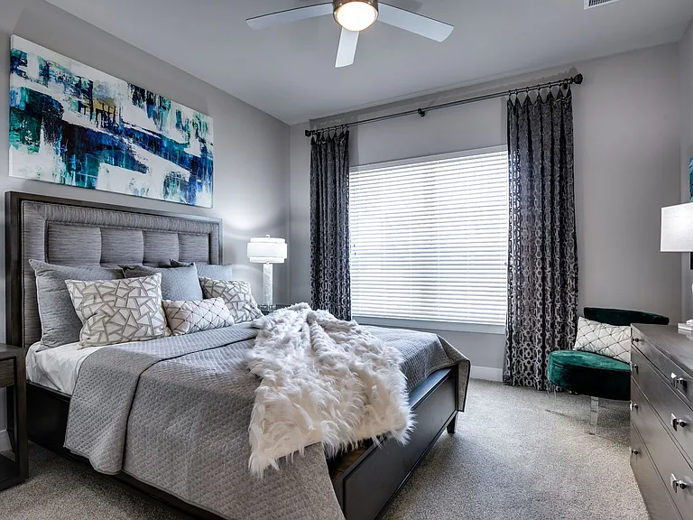 The Barton Apartments — Photo 14