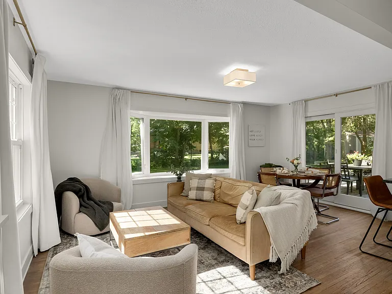 1385 Arbor St — Photo 4