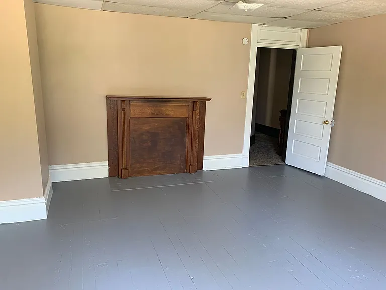 1336 Lynn St — Photo 10