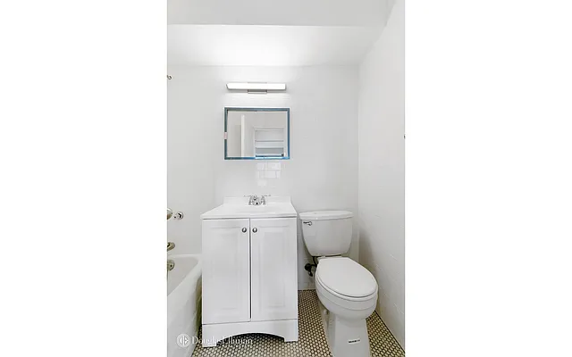 Rented by Douglas Elliman | media 8