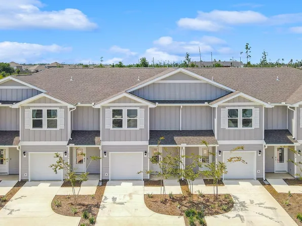 1729 Jakes Dr, Panama City, FL 32405
