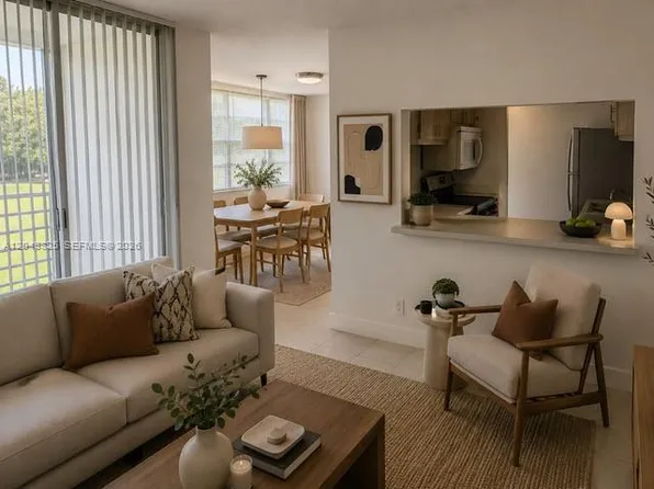 9441 Live Oak Pl APT 209, Fort Lauderdale, FL 33324