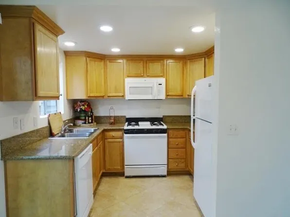 (undisclosed Address), Costa Mesa, CA 92627