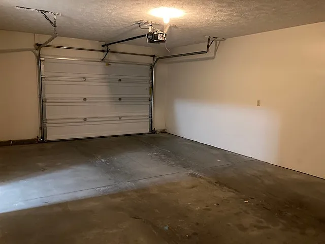 1803 E Capital Ave — Photo 11