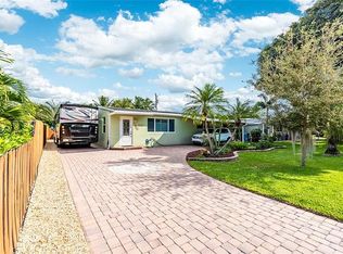 5670 NE 7th Ave, Oakland Park, FL 33334