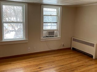 448 Herman St, Crete, IL 60417