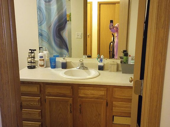 4th image of 1527 Wingo Ln #2B-1Ba