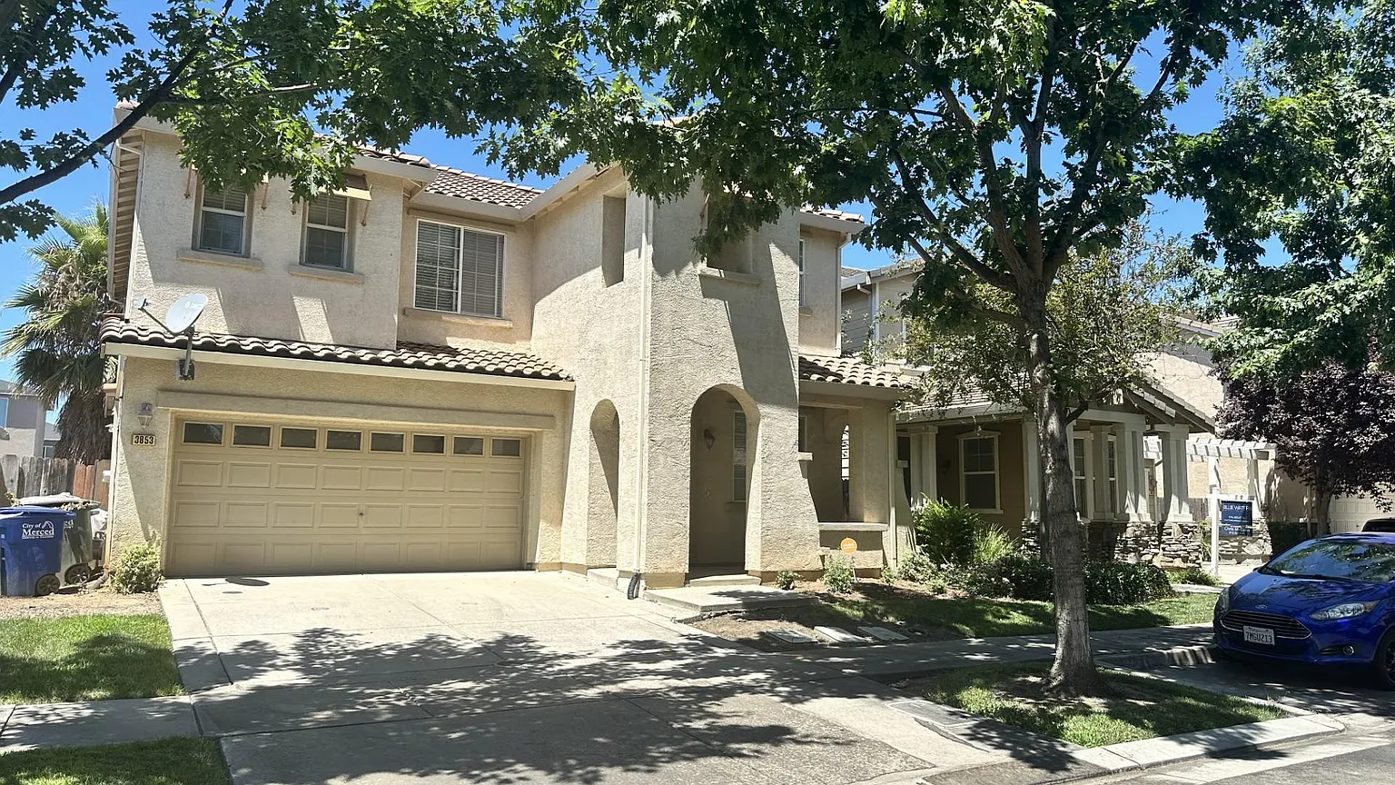 3853 Perez Dr photo 1