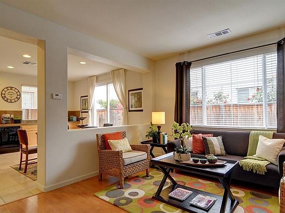 4th image of 2150 Kingsbury Cir