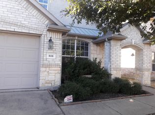 808 Bee Creek Ln, Fort Worth, TX 76120