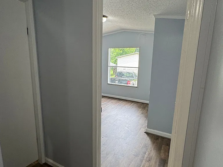 48 Meadow Chase — Photo 11
