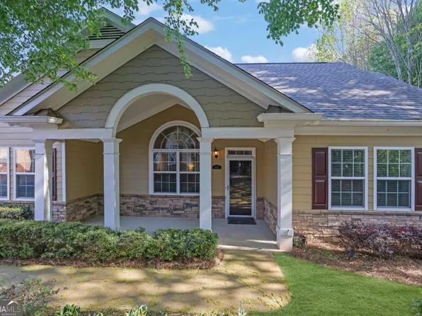 2637 Grapevine Cir #702, Cumming, GA 30041