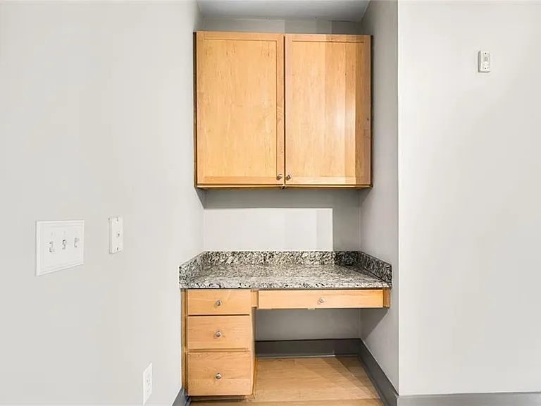 799 Hammond Dr #306 — Photo 13