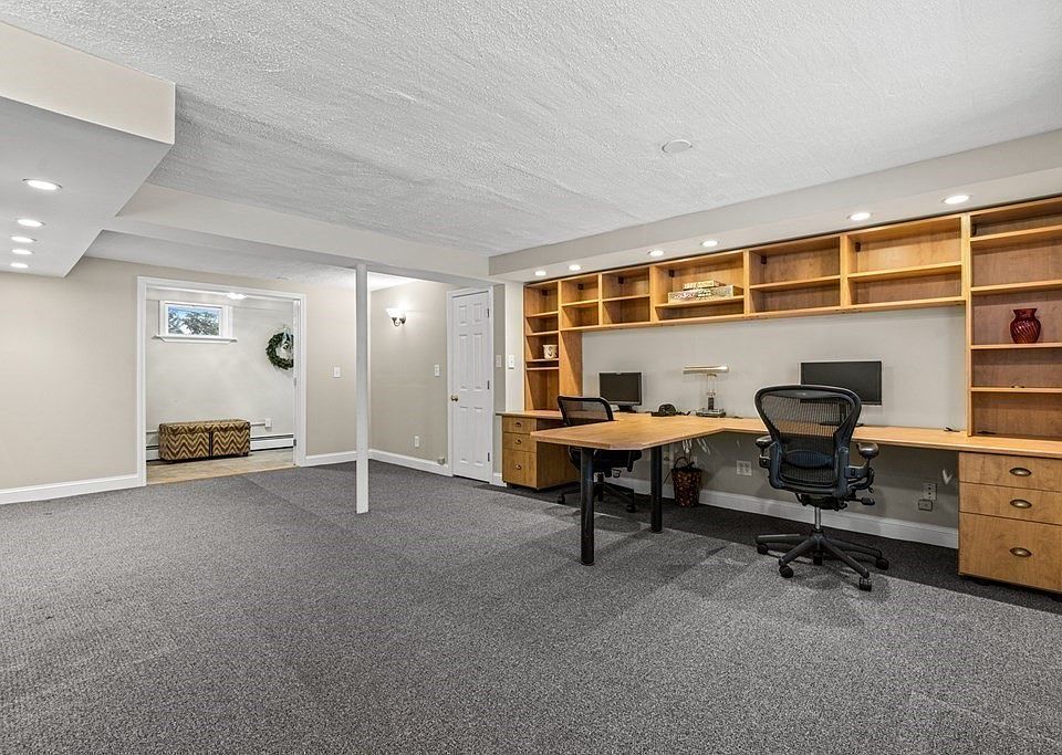 20 York Rd, Winchester, MA 01890 Zillow