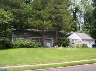 906 Pembroke Rd, Jenkintown, PA 19046