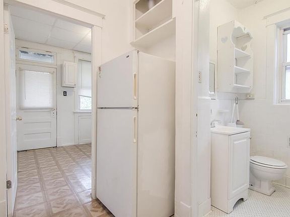 5th image of 3761 Keokuk St Unit 1